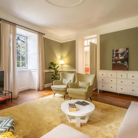 The Wine By An Island Apart Otel