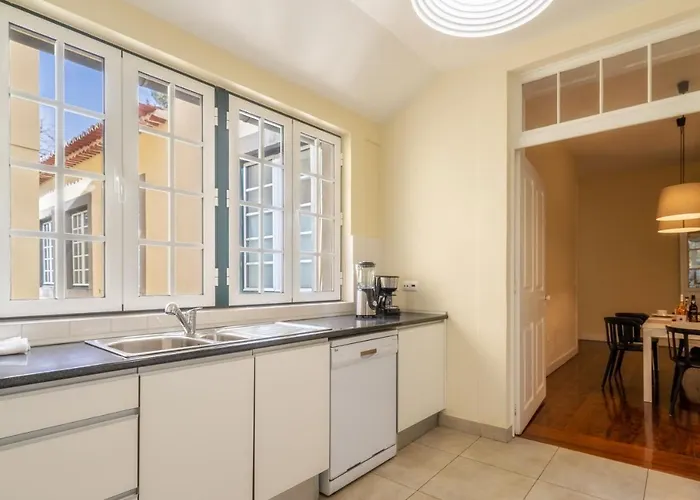 The Wine By An Island Apart-hotel 4*