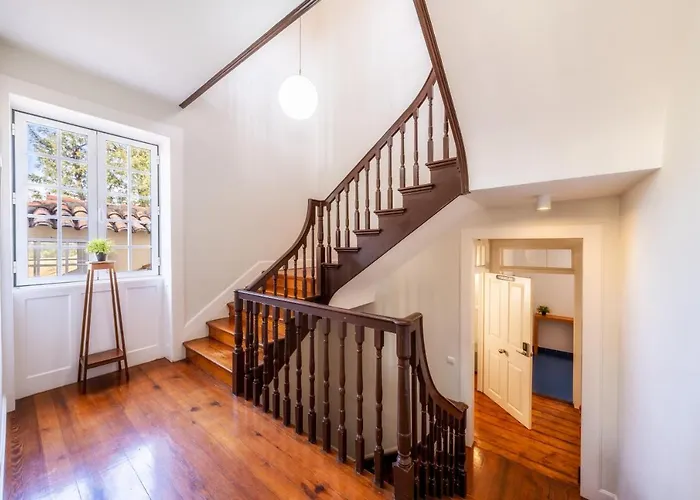 The Wine By An Island 4*