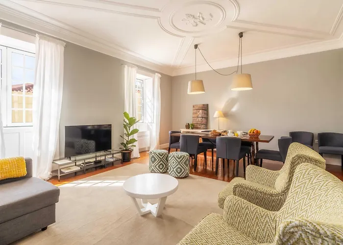 The Wine By An Island 4*