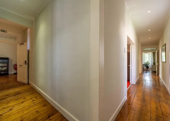 The Wine By An Island Apart-hotel Funchal (Madeira)