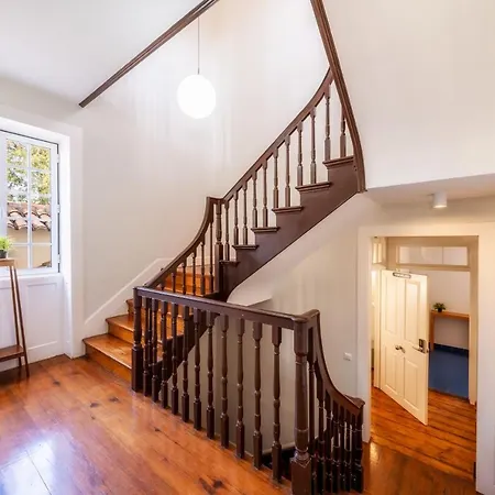 The Wine By An Island 4*