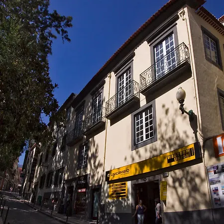 The Wine By An Island 4*