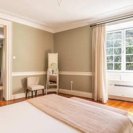 מלון דירות The Wine By An Island 4*