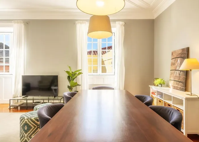 Hotel apartamentowy The Wine By An Island