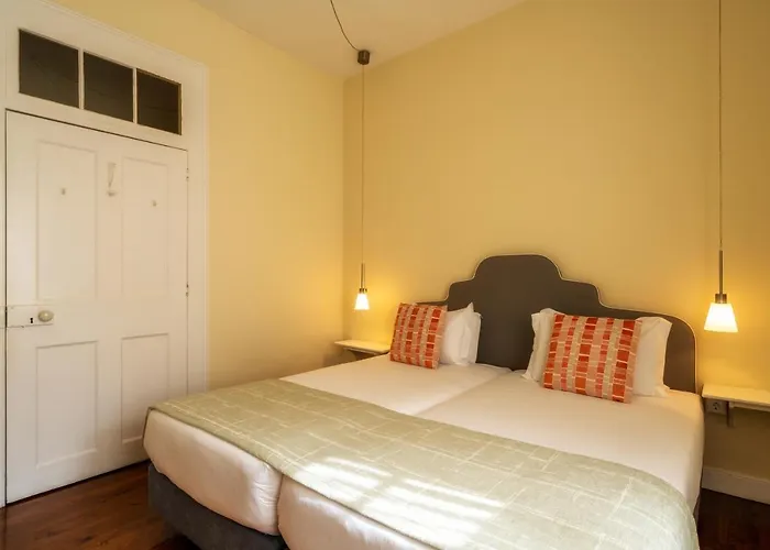 The Wine By An Island Aparthotel