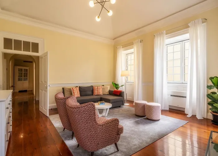 The Wine By An Island 4*