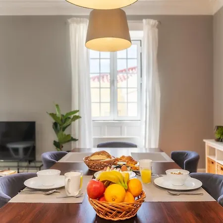 The Wine By An Island 丰沙尔