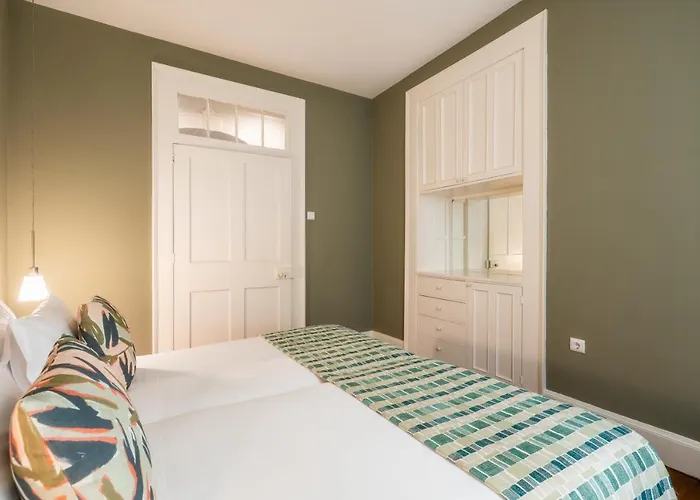 The Wine By An Island 丰沙尔